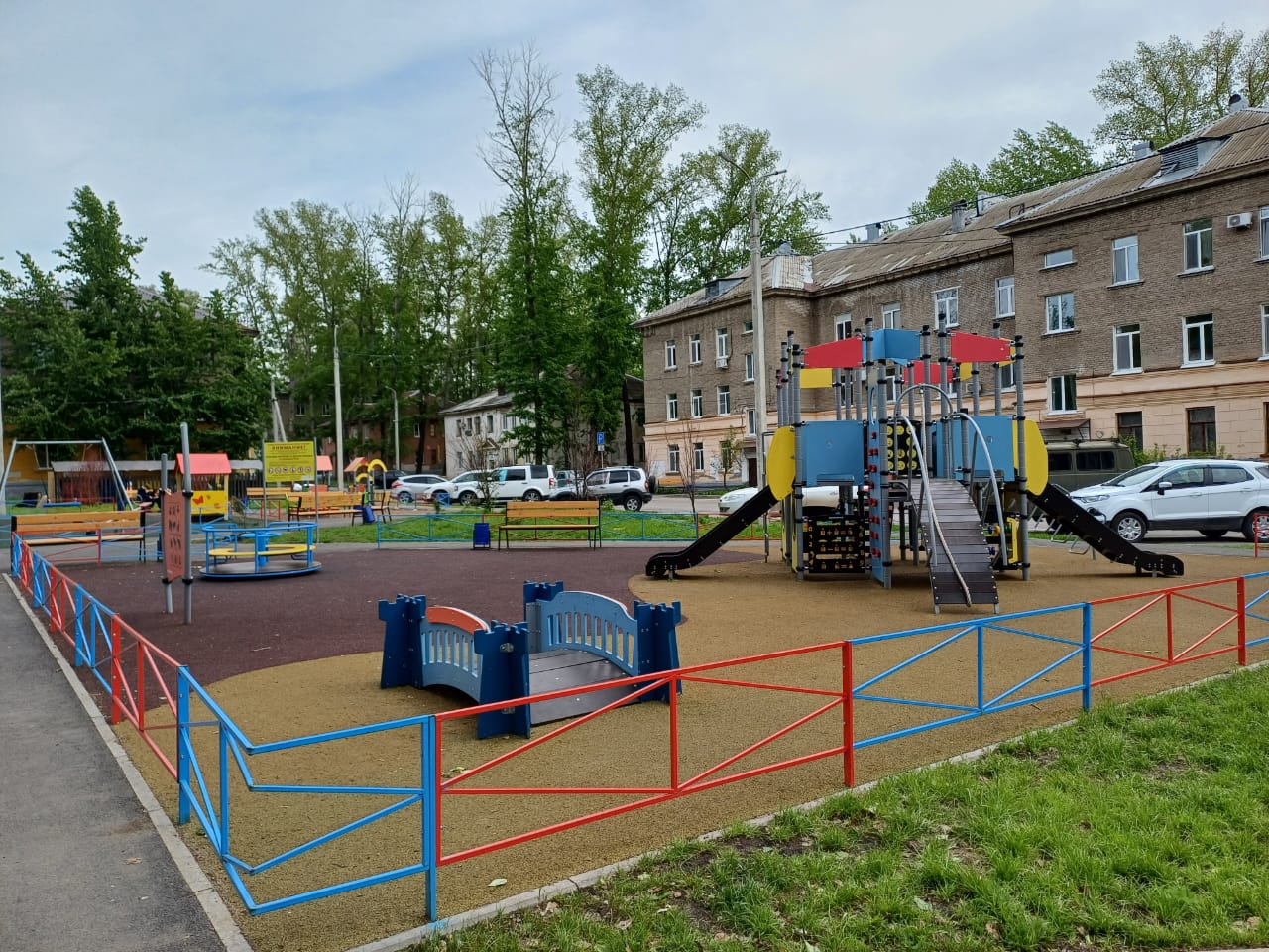 Республиканский общественный мониторинг "Безопасность детских игровых и спортивных комплексов, расположенных в общественных пространствах"